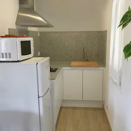 Surest Apartment *
